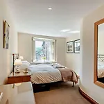 1 Bed In Oc-95118 *