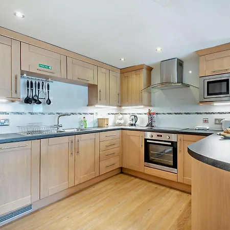 1 Bed In 95118 Holiday home